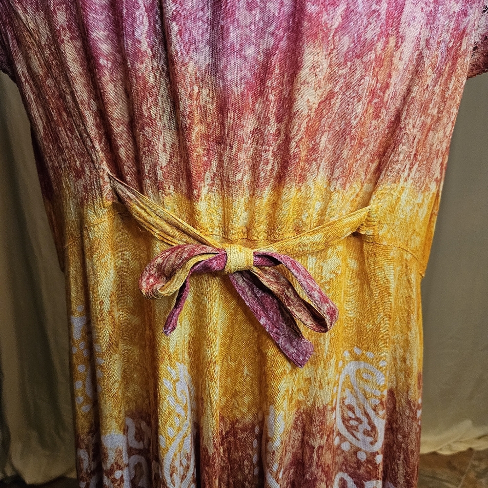 NWT Shoreline Boho Tie-dye Embroidery V-neck Dress with Lace Sleeves - Picture 8 of 12